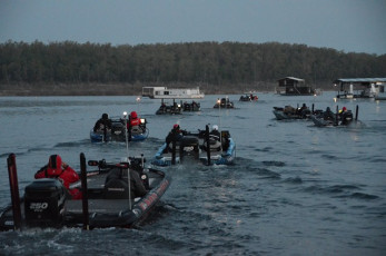 CD3EE49B-51CA-462D-A0BF-F0564F1B9D1C