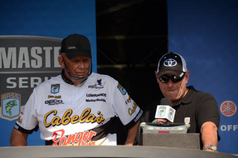 CE17F0E5-4817-4BC0-82C9-96DAFE753C37