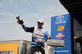 CE43D9AE-8E83-4D93-9A46-2D2FF364D87F