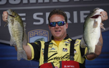 CE5DDF0D-EFA1-49A8-ACBA-4101EE9405BF