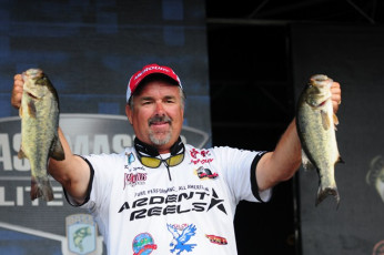 CE7DCF70-E45B-4AE1-AD34-7B576946F973