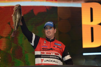 CF6424AD-EC74-4B38-AC44-251874693EAD