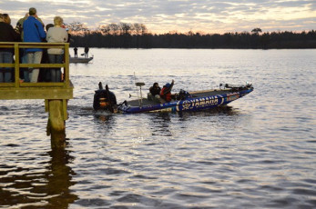 D00C33EE-1C98-403C-B93E-2F467D0F4D8B