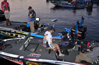 D07D02B2-7408-4B81-96EF-19020A1E9696