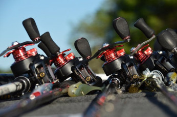 D0CB25A2-E4A4-45BE-833C-A64D91D7F35D