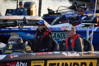 D0D054F2-5C47-4EFB-B671-8ABC4A5F8203