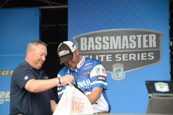 D0F795D3-62DE-4A90-9441-69BB067026A6