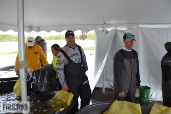 D18FA279-9CAC-43E7-9200-9215EF6A9720