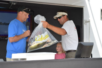 D2AC0397-0BBC-4A69-AFEF-B378D33DFFBA