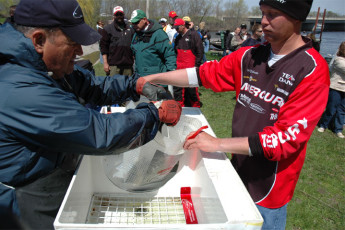 D2BC0C4F-E54B-43E9-B54C-3C01D92549E5