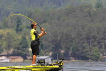 D438D48A-07A4-44B0-B988-4E0D1063D475