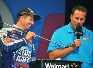 D512BDC7-290A-47F1-8CB2-185D75092190