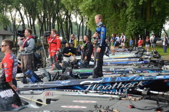 D5439121-95EE-45A8-93F0-096C44AC7534