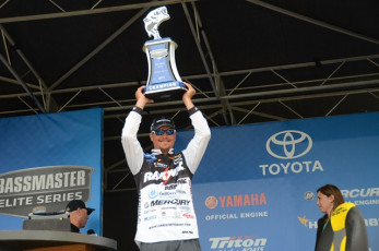 D57B9307-266E-4335-A9C2-97678578E036