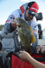 D68172C5-48F3-4F6E-A05C-7283A689E9E0