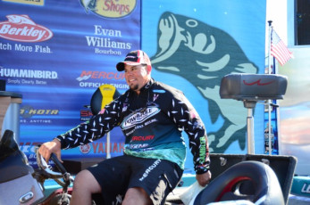 D735181A-23F6-4B9B-A269-7441F298B1A1