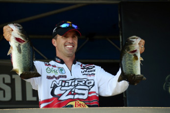 D7B4F5D3-08F2-4DDD-8260-7603A1D24DC2