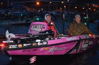 D932BE2C-4BC9-42C0-B3C6-93F61354C342