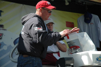 D97232B2-AEB0-4055-8E1D-0765ED8D4BE5