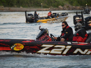 DA937ADE-DFE9-4C75-BA66-AFF9E5B769FB