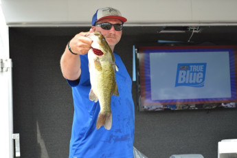 DB1A271F-7930-4B4A-A879-A56C08F6716C