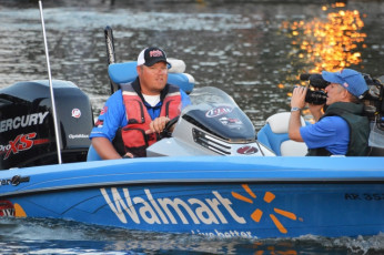 DB54E5EF-0FFD-49BC-8E86-C7EAD8E2DA55