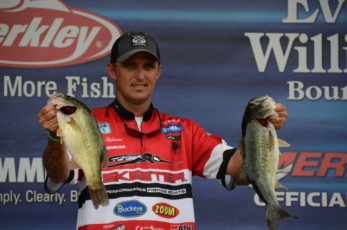 DB754C15-99DC-432C-A3A7-AAF6A283904B