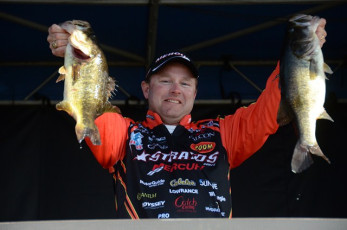 DB838C03-A380-47F3-A8F2-183329B99E59