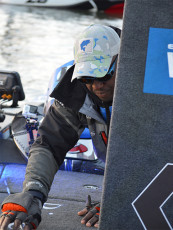 DB92C08F-9C96-4E31-B783-5E044D5D5AB1