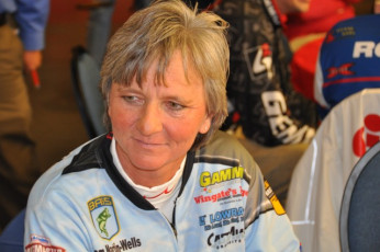 DC3B6E77-3580-4D05-BB43-E85D913A36FF