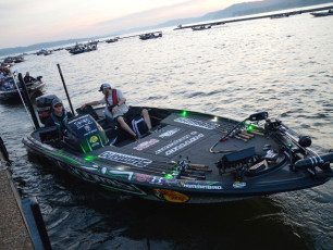 DCCE9004-A9FD-4F6E-A889-4A853F314488