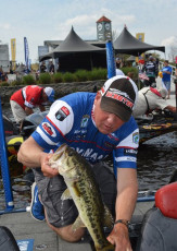 DCD3DCB8-C1D7-45AB-93EA-787CC9D4EC90