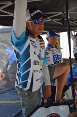 DD416B99-9E5D-4D0C-84C8-BB3A95232B78