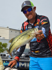 DDCE4B3B-7915-4C24-B222-05F3ED3BB577