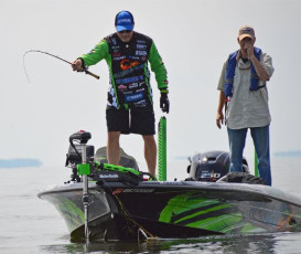 DEFFD6E3-6B6A-407A-B1E1-D75B1D86AC70