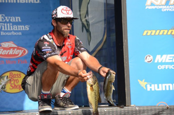 E058A8B1-42A0-4FF5-B255-76915B475347