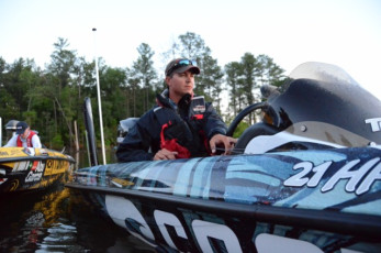 E153BABA-5640-4CDC-8BE7-060A66730835