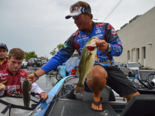 E1611AED-4AD7-4763-9883-16EB27C8EE72