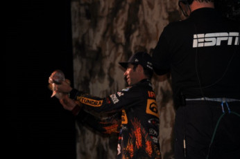 E18FB1D6-1883-43E5-B4B0-06AC2A87E4FD