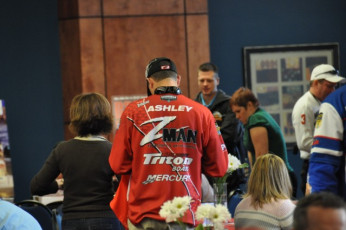 E2098EF4-FE49-45E4-953C-F0D77D46A7B9