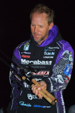 E2333D79-C6C5-41BB-90A9-DB494DCF7108