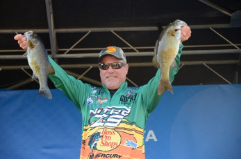 E27E332A-95D0-4FE9-95C7-BCFF6CDD3897