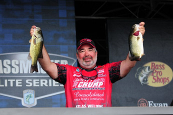 E28880B1-96DD-42AE-A1D7-769476681DA7