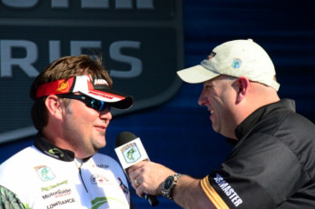 E2F762FB-829D-40A6-BA69-D7BCF738D8CA