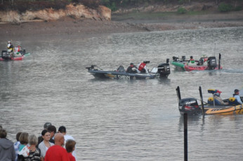 E356F001-4A02-46E4-BD90-8F926CF48449