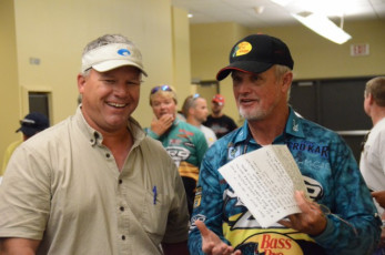 E3F147C0-87FC-4C21-A3BE-8113BA508D11