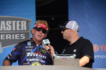 E43EF7ED-9758-49A9-8764-8F152984D34D