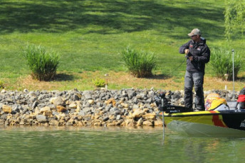 E4BEEFDE-A138-4FC5-B0D8-1896C34B5E09