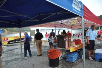 E67094B8-D708-410D-A9A3-13B41F732953