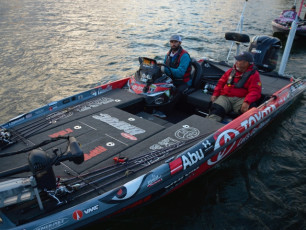 E6CA70FB-997E-4A24-B036-7DDFBE48C171